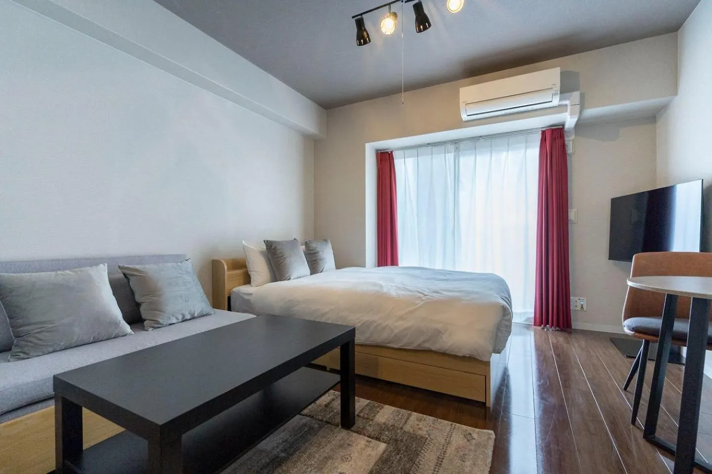 Shin-Umeda Central Hills Osaka Apartment